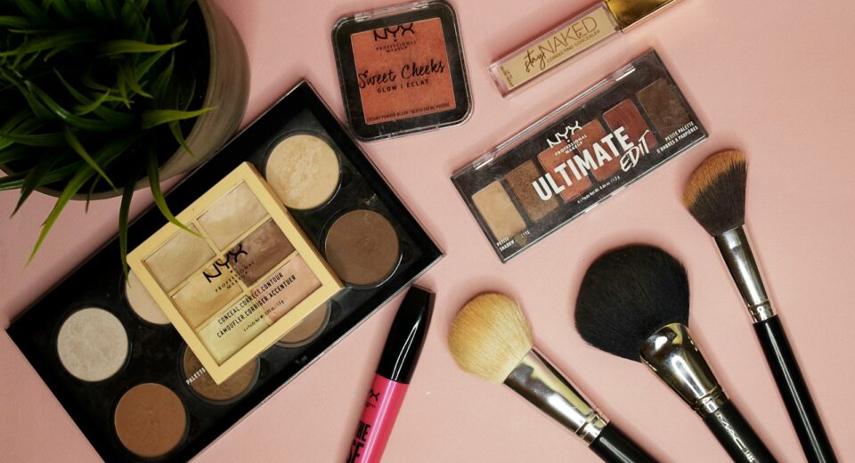 make up brushes and make up brushes